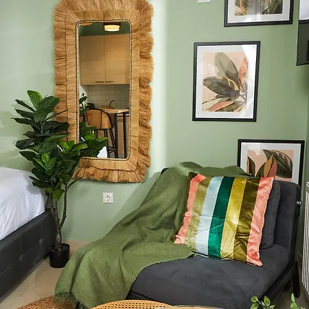 Pomegranate Luxury By Binobi!