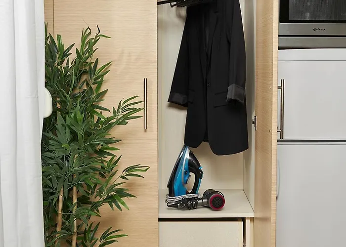 Pomegranate Luxury By Binobi!